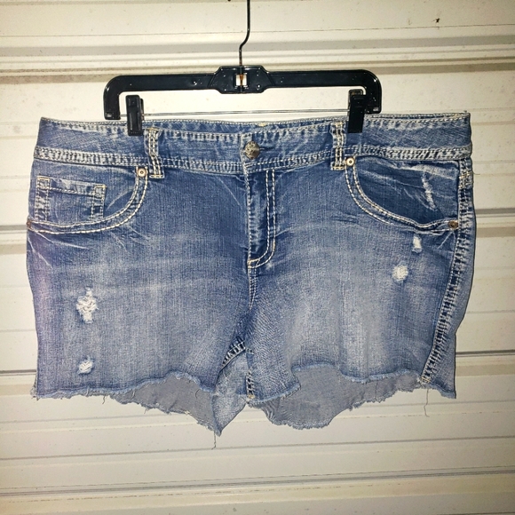 Plus Size 24 Maurices Jean Shorts denim womens